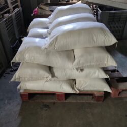 fertilizante multiusos en pote de 250g (copia)